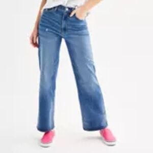 Classic High-Rise Wide-Leg Women’s Jeans in Medium Blue